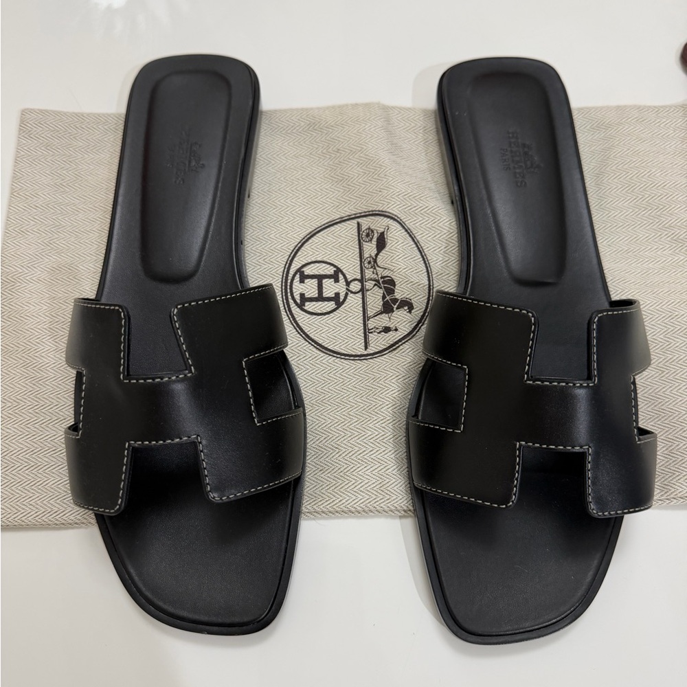 Hermes Black Leather Oran Slide Sandals New 39.5 - Picture 5 of 10
